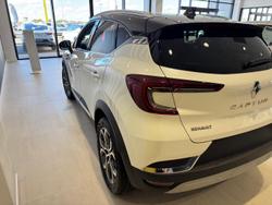 2023 Renault
Captur Intens