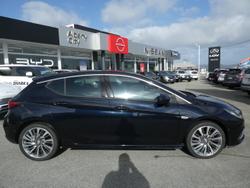 2018 Holden
Astra RS-V