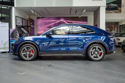 2025 Porsche Macan 4S