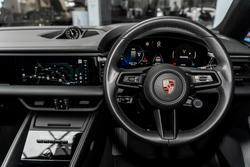 2025 Porsche Macan 4S