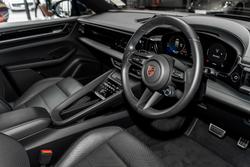 2025 Porsche Macan 4S