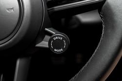 2025 Porsche Macan 4S