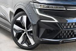 2024 Renault
                Megane E-Tech Techno EV60