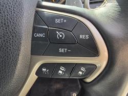 2013 Jeep
                Grand Cherokee Overland