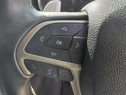 2013 Jeep
                Grand Cherokee Overland