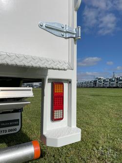 2025 Fuso Canter 515 White