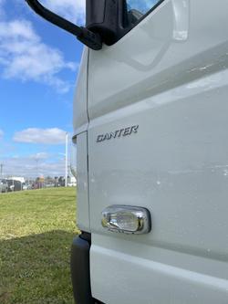 2025 Fuso Canter 515 White