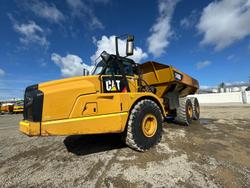 Caterpillar 740B