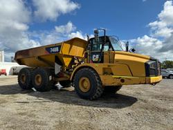 2013 Caterpillar 740B