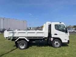2025 Fuso Canter 815 Tipper White