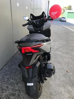 2025 Honda
Forza 350 (NSS350)