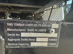 2012 Isuzu F Series FSS 550 WHITE