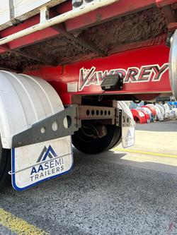 2016 Vawdrey St4 24 Pallet Sd Refrigerated Curtain Sider (Mezzanine)