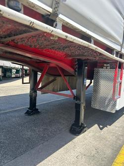 2016 Vawdrey St4 24 Pallet Sd Refrigerated Curtain Sider (Mezzanine)