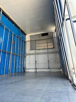 2016 Vawdrey St4 24 Pallet Sd Refrigerated Curtain Sider (Mezzanine)