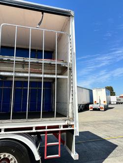 2016 Vawdrey St4 24 Pallet Sd Refrigerated Curtain Sider (Mezzanine)