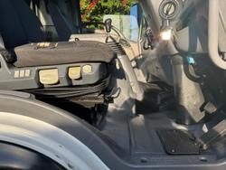 2012 Isuzu Fss 550 WHITE