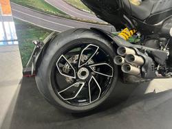2024 Ducati Diavel V4 Diavel Black