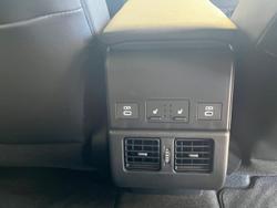 2024 Subaru Solterra AWD Touring E1-1 MY24 AWD Cosmic White