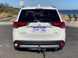 2017 Mitsubishi Outlander LS Safety Pack