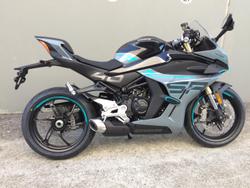 2024 CFMOTO
450SR S ABS