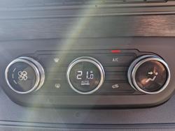2023 Renault
Trafic Premium