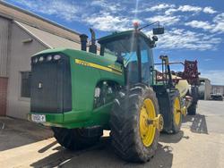 0 John Deere 9220