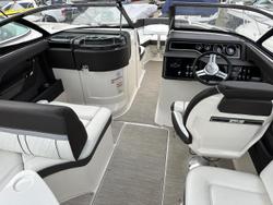 2016 Sea Ray 250 SLX