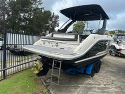2016 Sea Ray 250 SLX