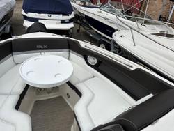 2016 Sea Ray 250 SLX