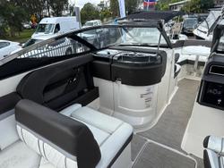 2016 Sea Ray 250 SLX