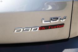 2023 LDV
                D90 Executive