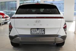 2025 Hyundai
                Kona Premium