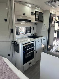 2024 JB Caravans Scorpion Sting 20.8 Rd Family Van Air Bag Susp