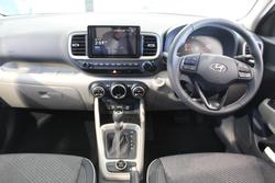 2024 Hyundai
Venue Elite