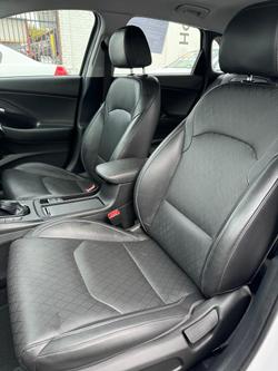 2021 Hyundai i30 Active PD.V4 MY22 Polar White