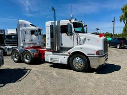 2011 Kenworth T402 Low Tare Spec 50 T Gcm It Slp Rwc $81360+Gst KENWORTH T402 IT SLEEPER WHITE