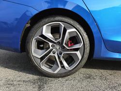 2024 SKODA Octavia RS NX MY24 Race Blue