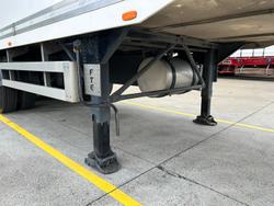 2017 FTE St2 14 Pallet, Tail Gate, Tri Zone