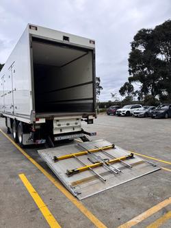 2017 FTE
                St2 16 Pallet Side Doors, Dual Zone, Tail Gate