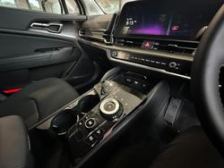 2024 Kia
Sportage HEV SX