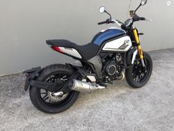 2023 CFMOTO
                700 CL-X Heritage 