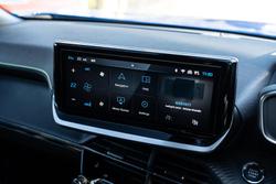 2023 Peugeot 2008 Allure