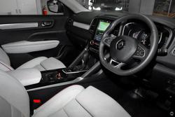 2023 Renault
                Koleos Iconic Edition