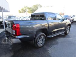 2024 Mitsubishi
Triton GLS