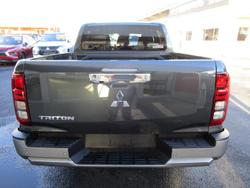 2024 Mitsubishi
Triton GLS