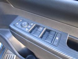 2024 Mitsubishi
Triton GLS