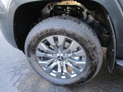 2024 Mitsubishi
Triton GLS