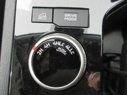 2024 Mitsubishi
Triton GLS