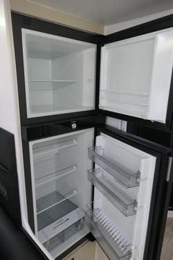 2024 GREAT AUSSIE 2OURER LARGE BATHROOM